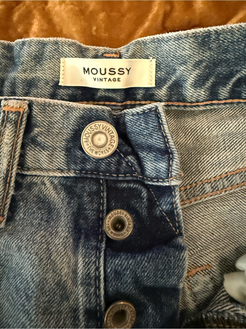 Moussy Distressed High-Waist Denim Shorts in Blue size 24 - Picture 2 of 6